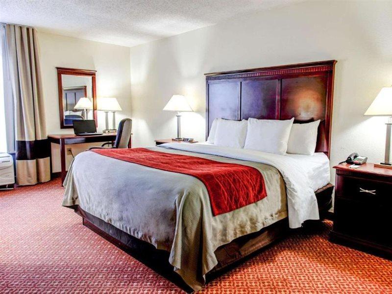 Comfort Inn Birmingham Homewood Buitenkant foto