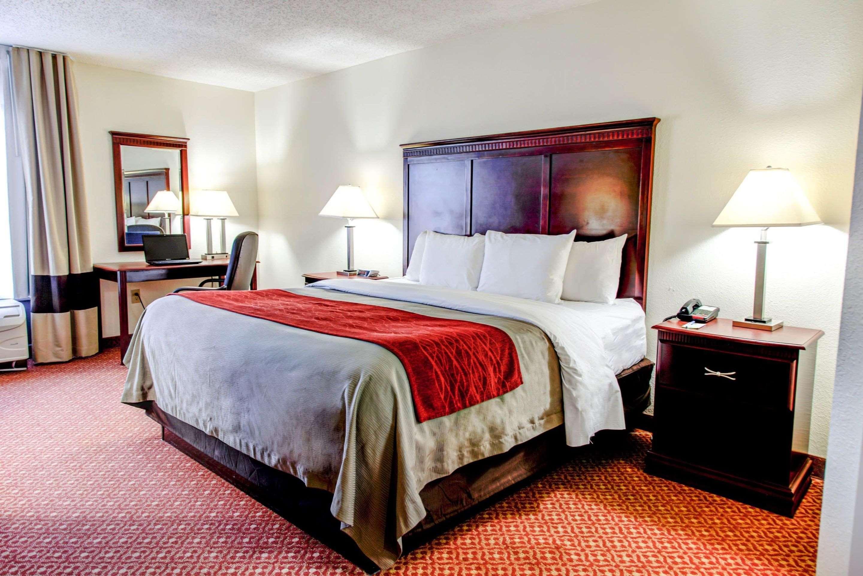 Comfort Inn Birmingham Homewood Buitenkant foto